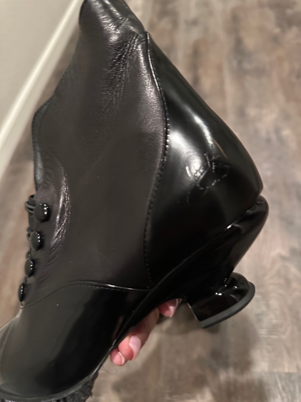 Rare John Fluevog Size 9 Pointed Lace-Up Black Patent Ankle Boots - - Picture 17 of 17